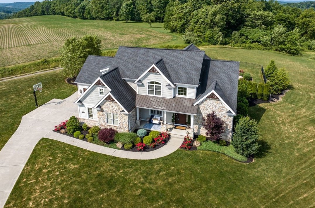 117 Vista Ct, Harmony, PA 16037