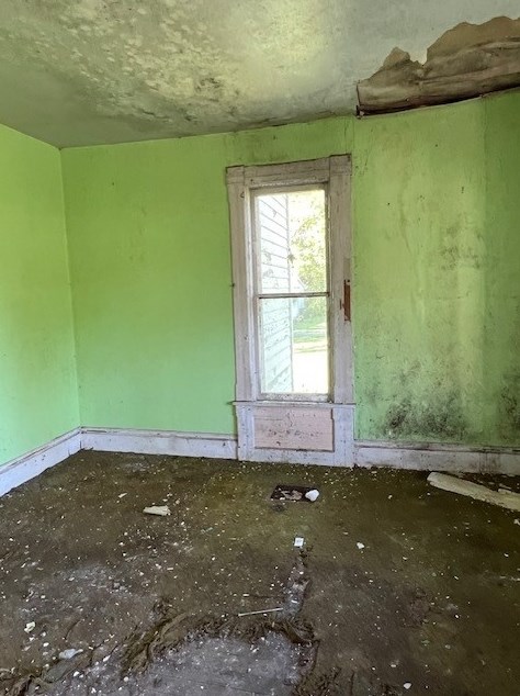 419 Shenango St, Mercer, PA 16137