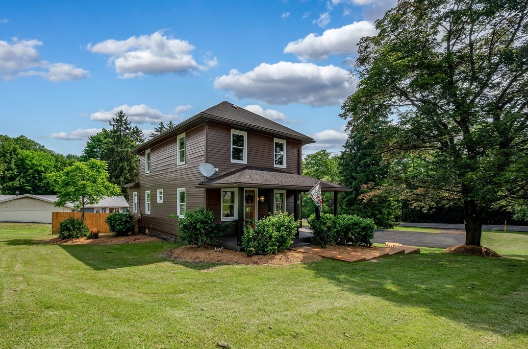 101 Cherokee Dr, Butler, PA 16001