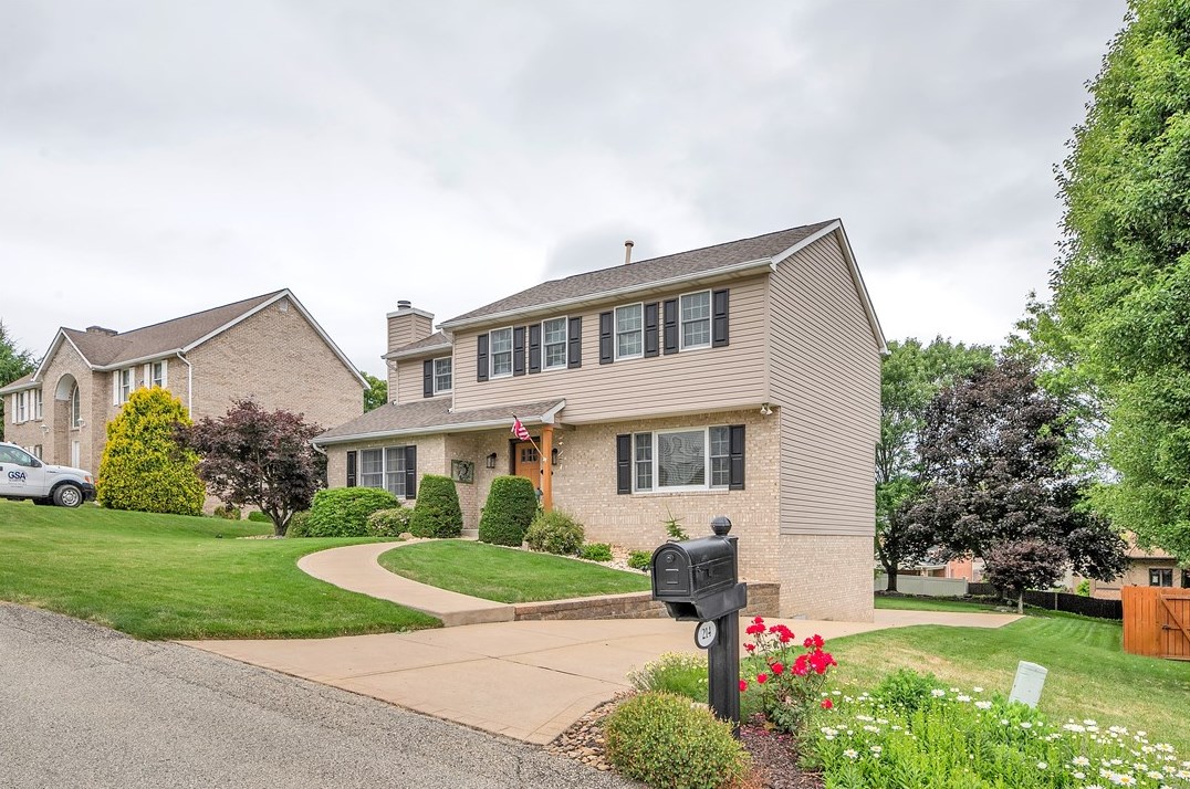 214 Chris Dr, North Huntingdon, PA 15642