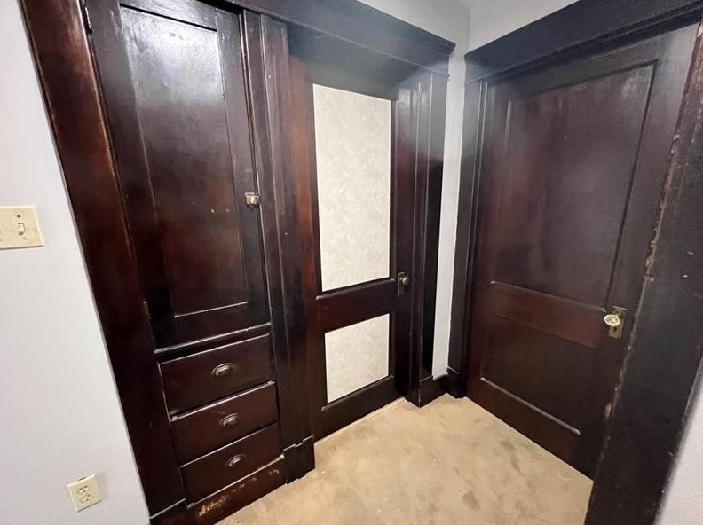 441 S Oakland Ave #b, Hermitage, PA 16146