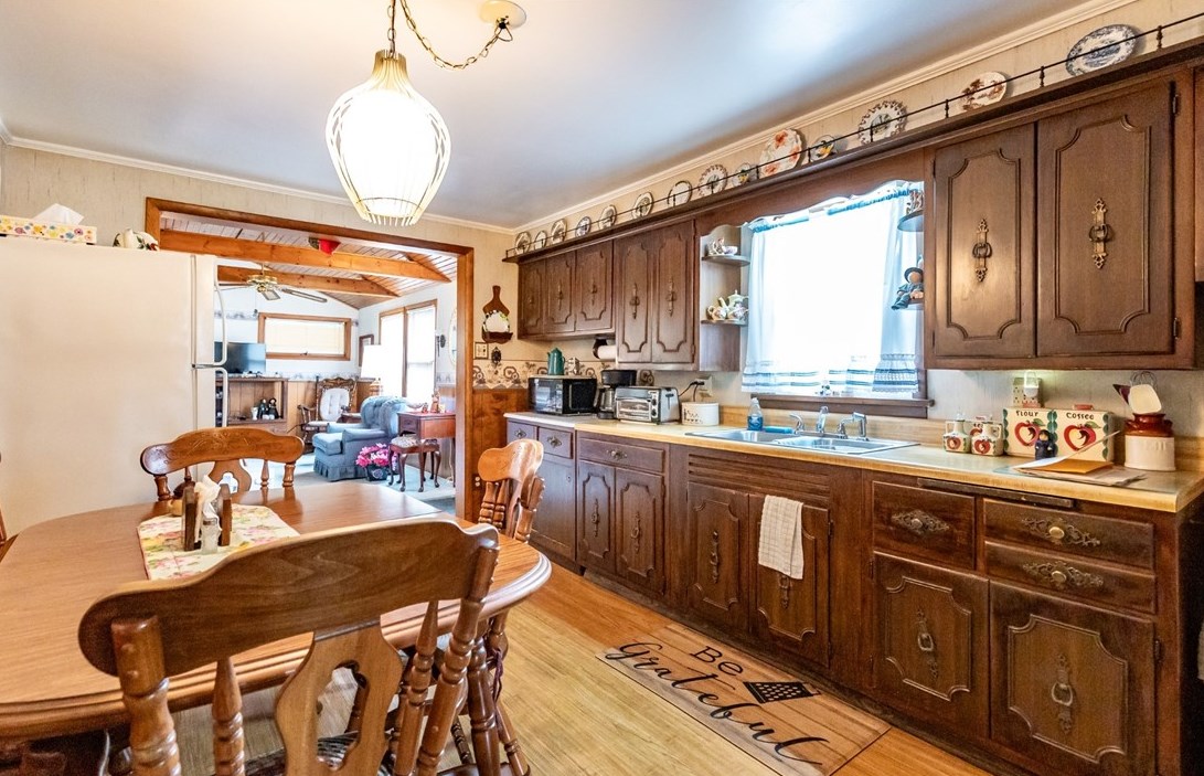 236 Center St, Beaver Falls, PA 15010