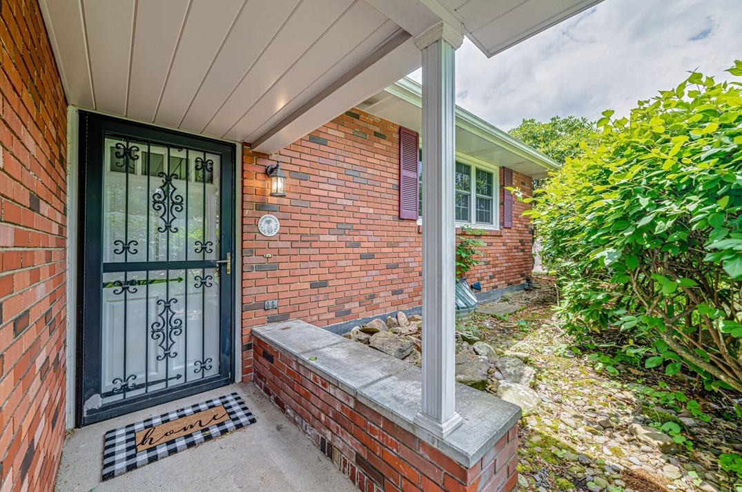 223 Orchard Dr, Latrobe, PA 15650