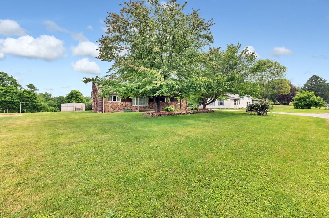 116 Eckles Dr, Industry, PA 15052-1916