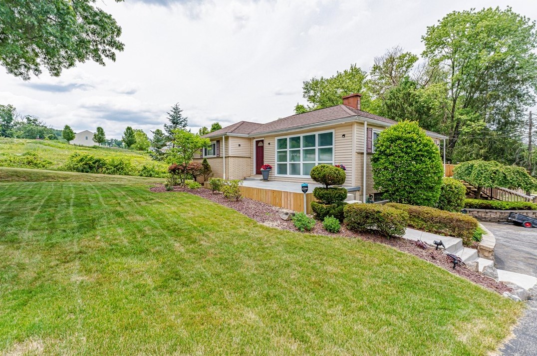 340 Mcwilliams Rd, Trafford, PA 15085