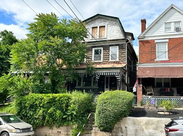 7221 Mt Vernon St, Pittsburgh, PA 15208