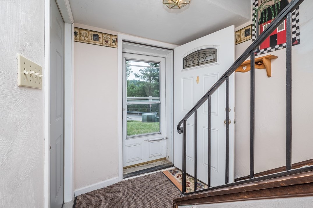 3252 Camberly Dr, Gibsonia, PA 15044