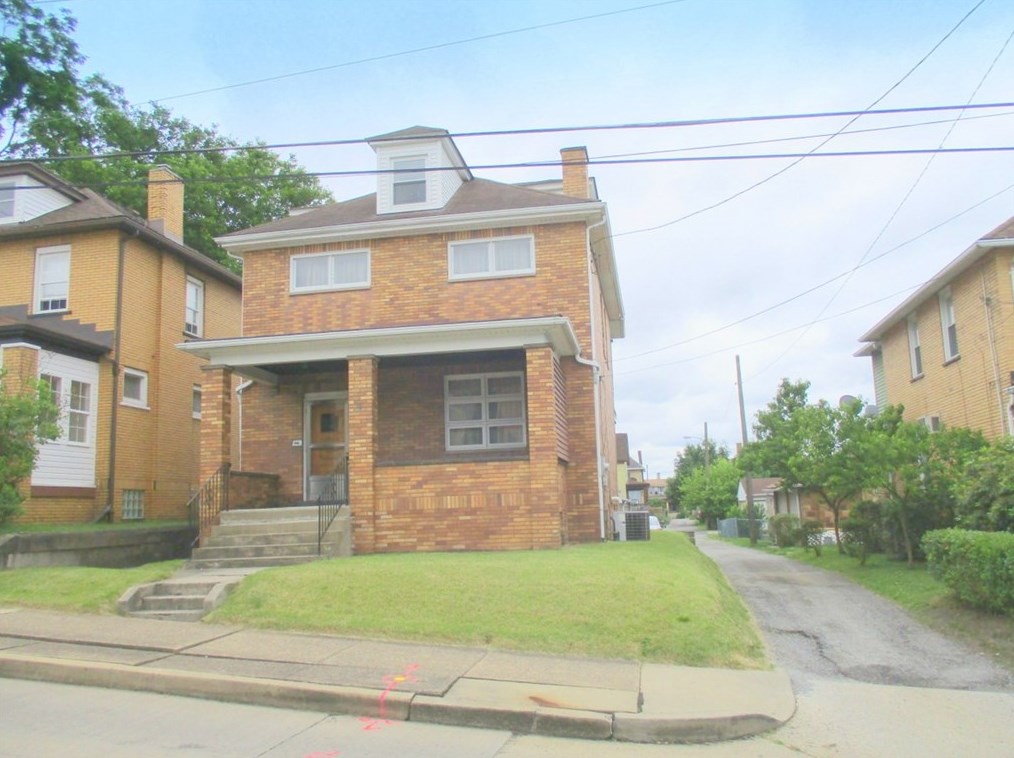 814 15th St, Ambridge, PA 15003