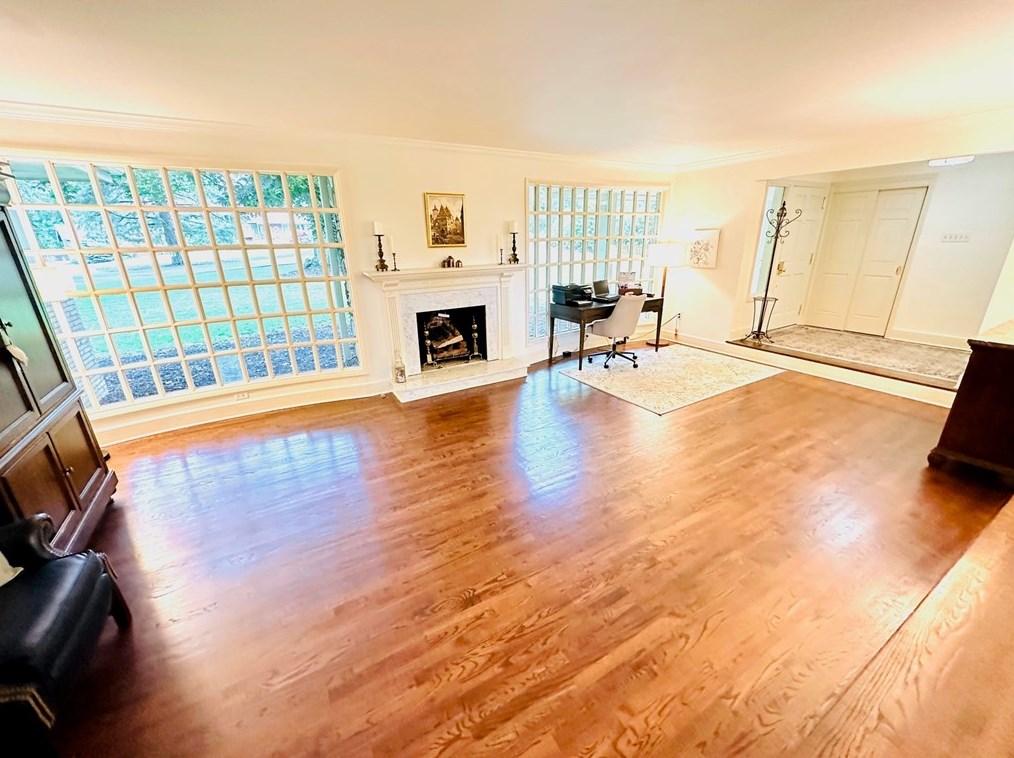 28 Mcvehil Dr, Washington PA  15301-3018 exterior