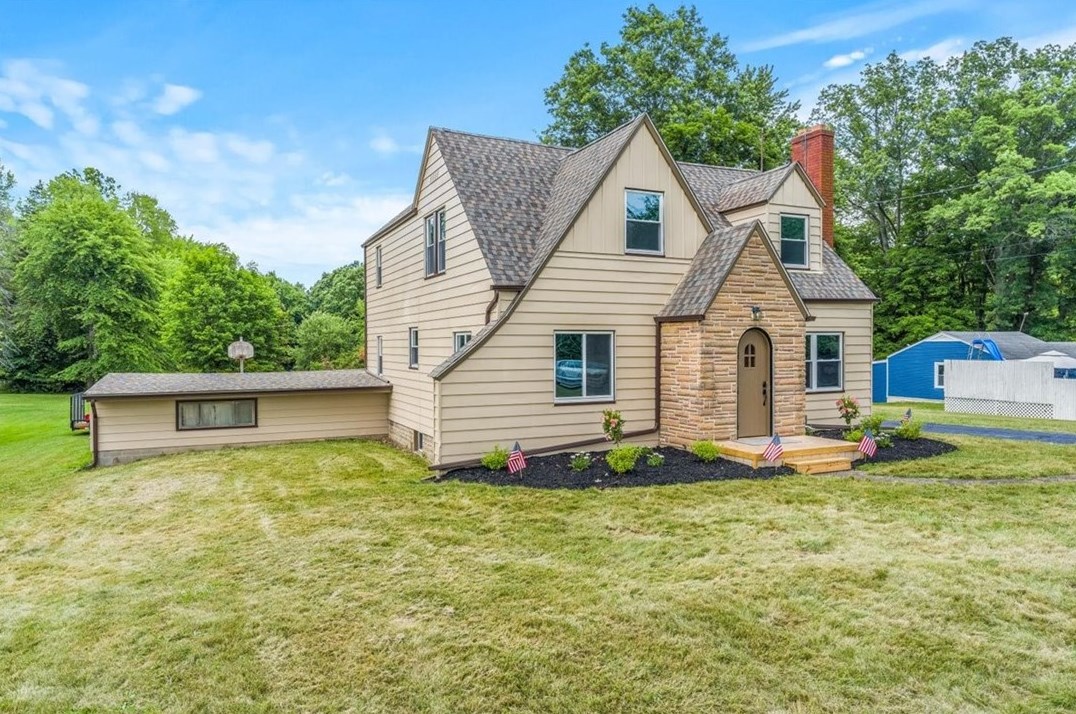 5143 E State St, Hermitage, PA 16148