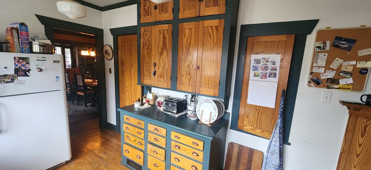 200 Glen Ave, Ellwood City PA  16117-2131 exterior