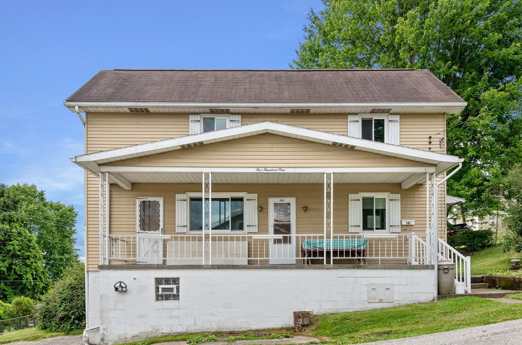 501 Woodward Ave, North Charleroi, PA 15022
