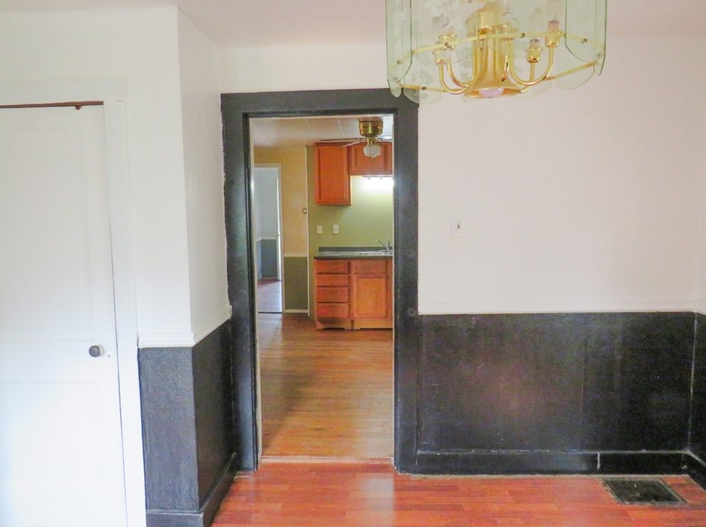 470 Broad St, Washington PA 15301-7015 exterior