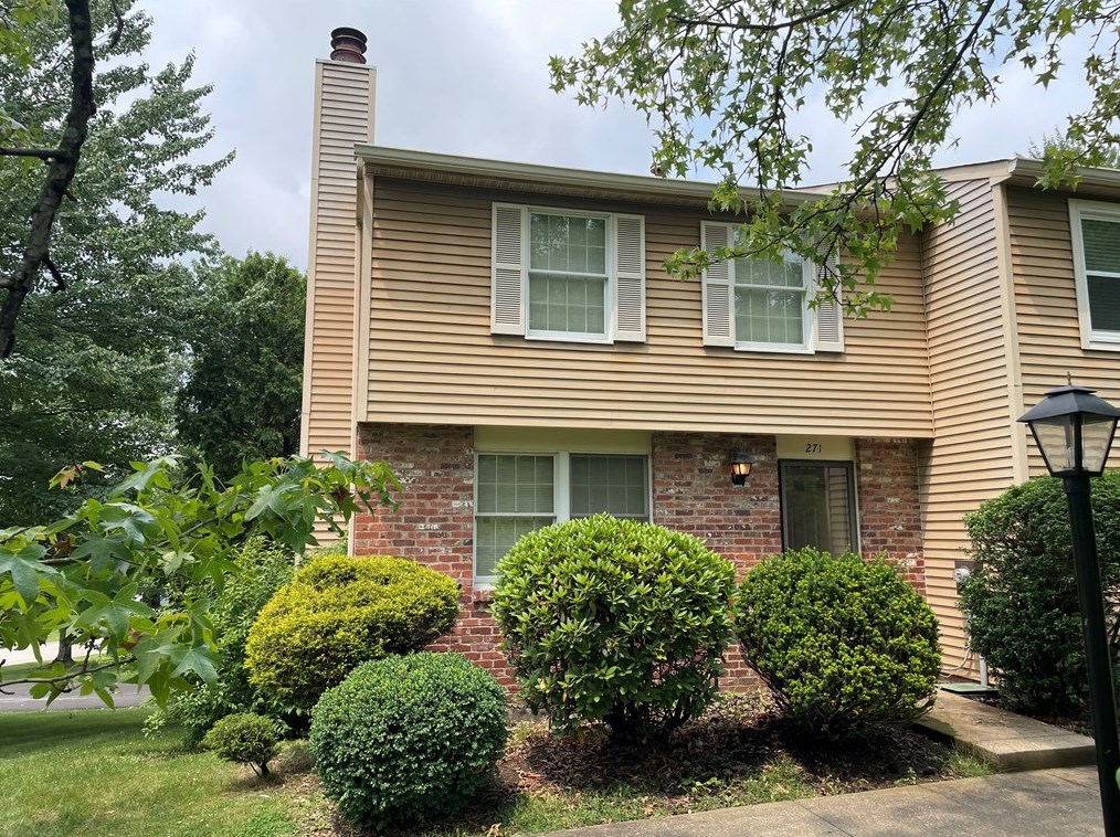 271 Quail Run Rd, Venetia, PA 15367-1109