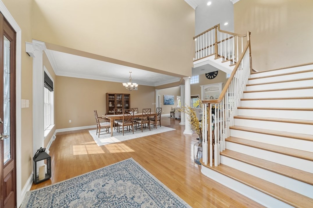 902 Gateway Cir, Greensburg, PA 15601-7771