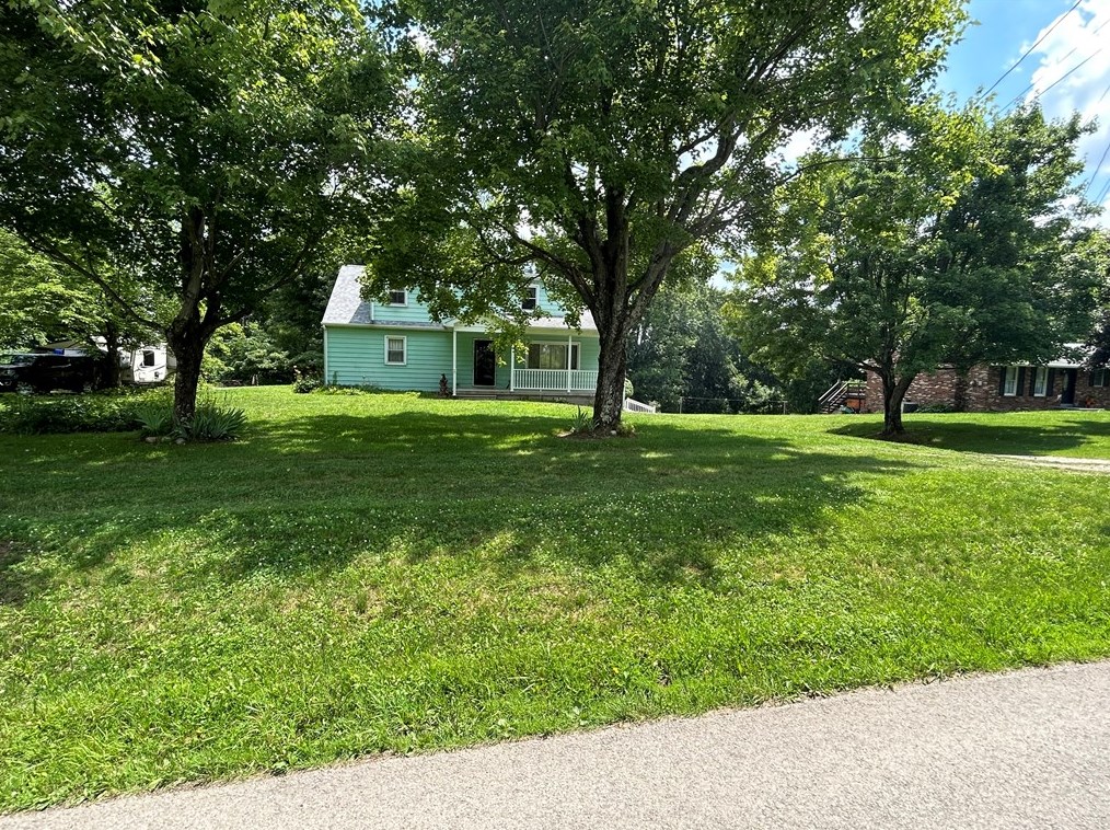 111 Iseman Rd, Freeport, PA 16229-2003
