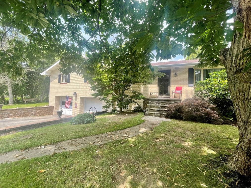 3939 State Route 982, Latrobe, PA 15650
