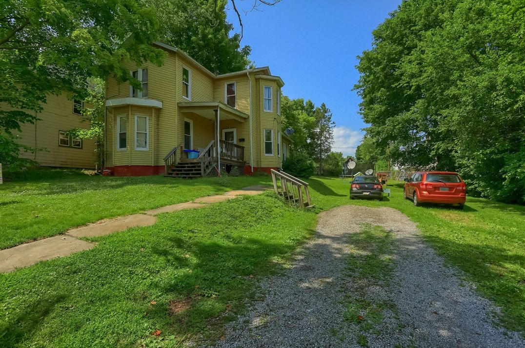 522 Ohio St, Hermitage, PA 16146