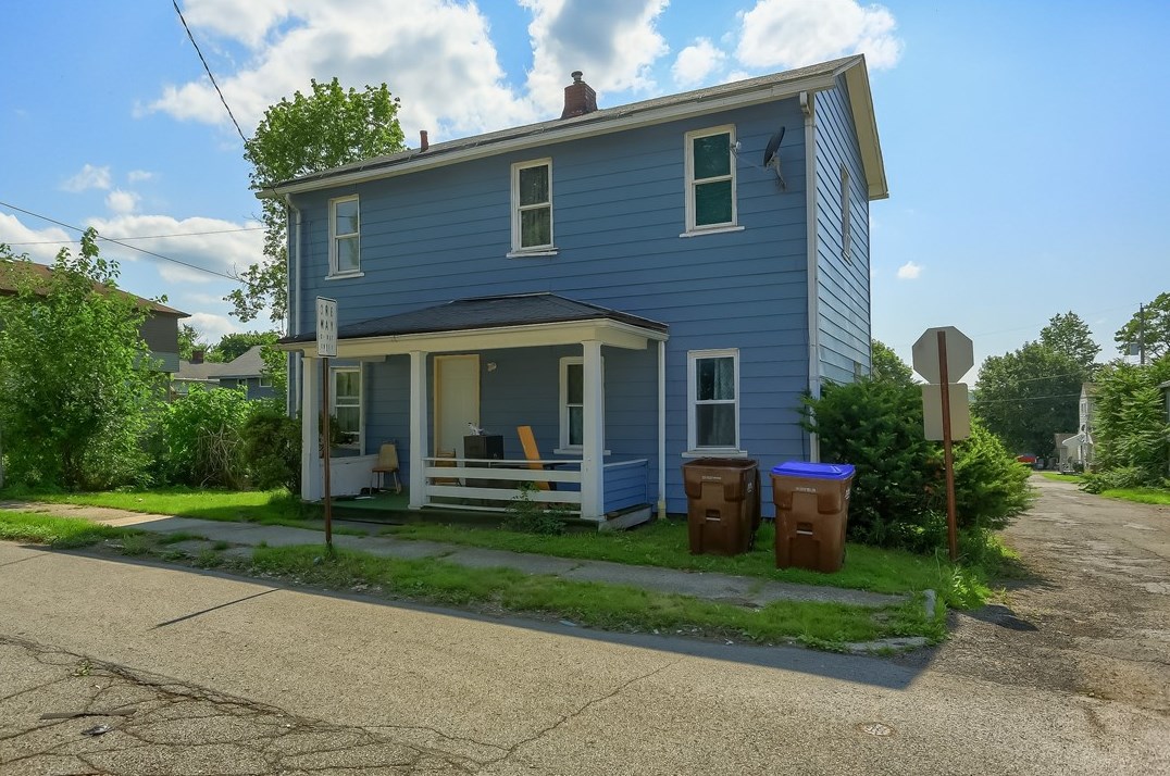 149 5th Ave, Hermitage, PA 16146
