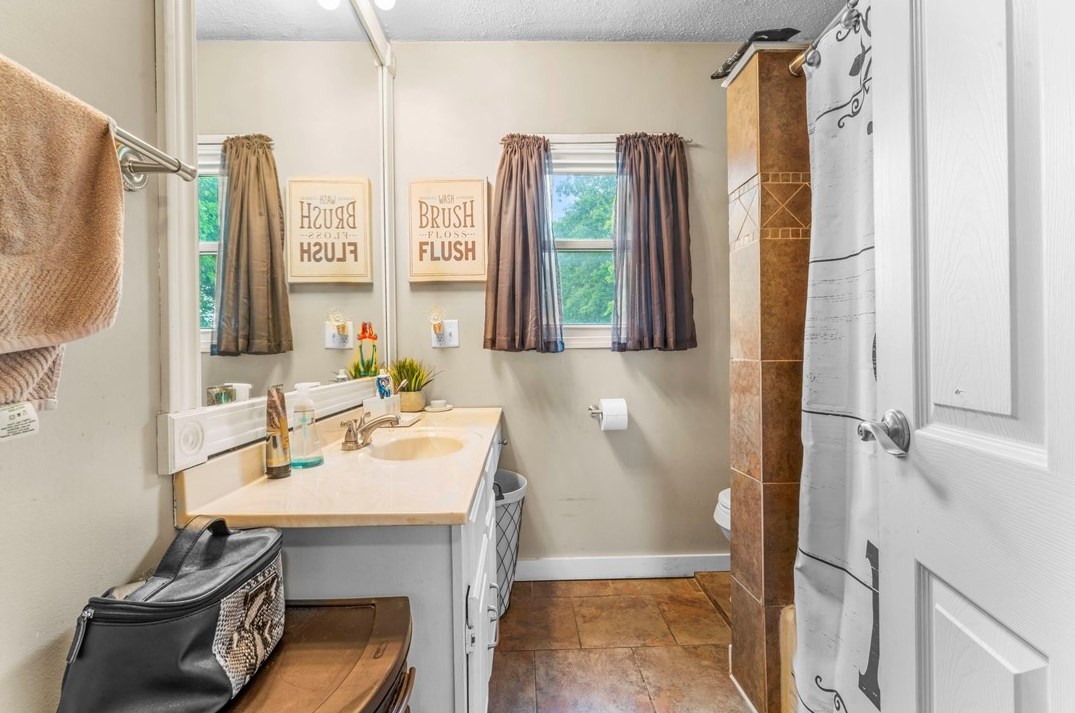 440 Donnan Ave, Washington PA 15301-4201 exterior