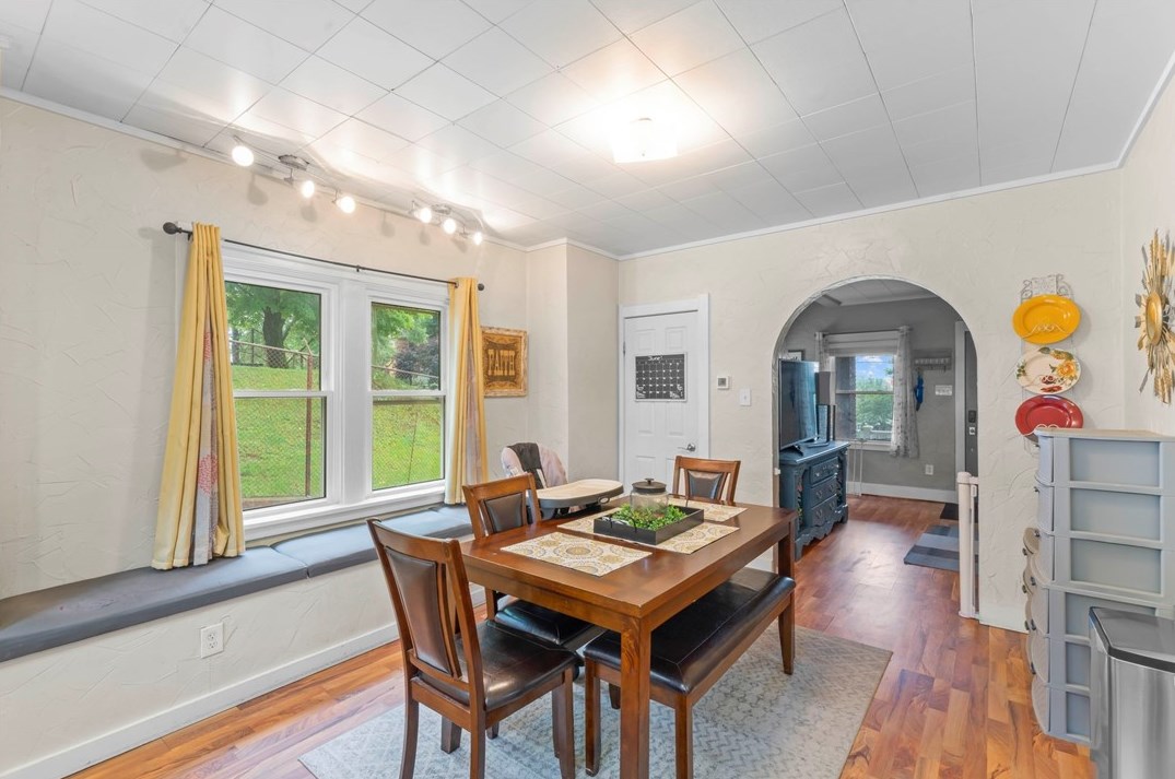 440 Donnan Ave, Washington PA 15301-4201 exterior