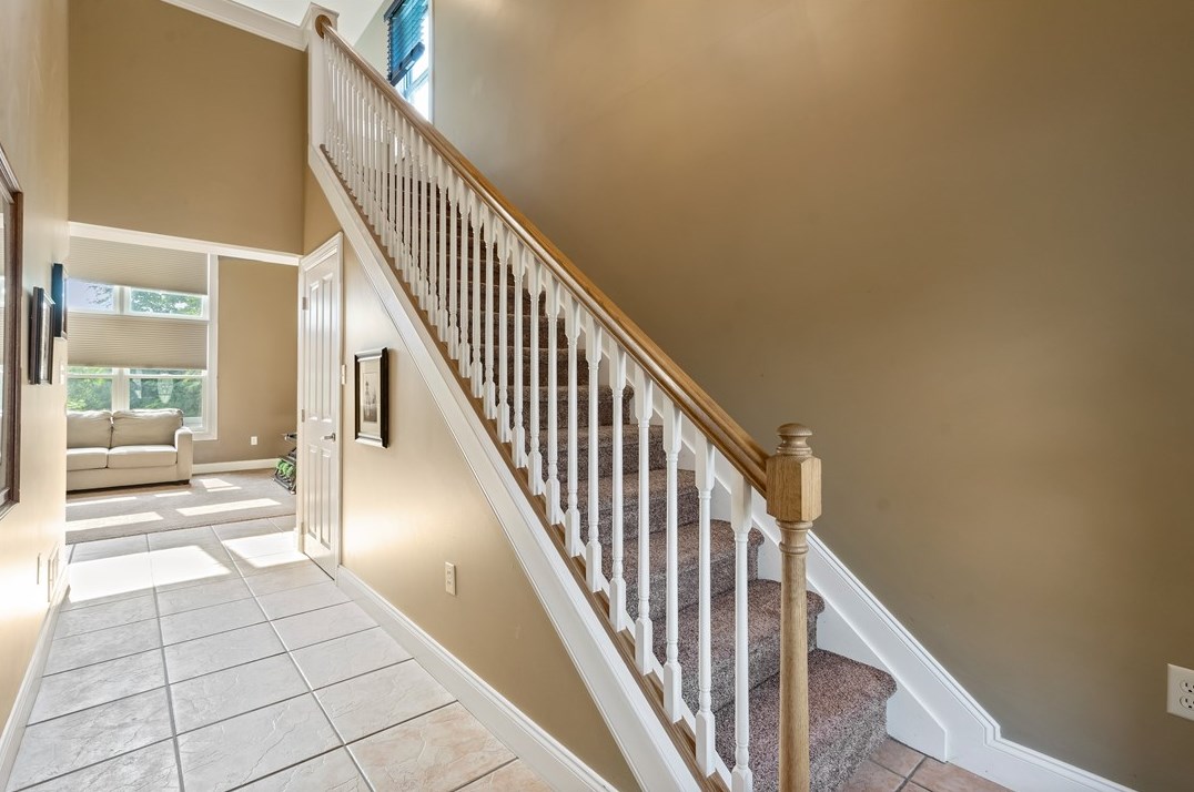 360 Cherokee Dr #361, Beaver Falls, PA 15010