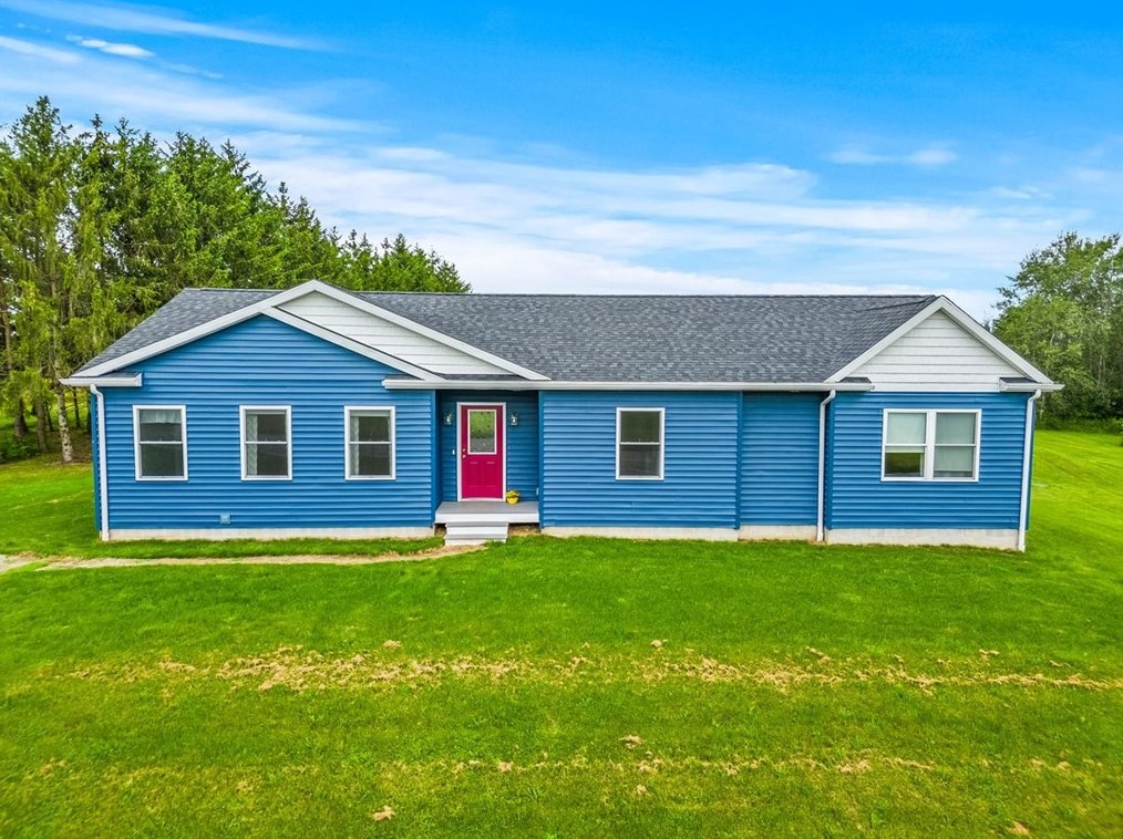 4245 Perry Hwy, Volant, PA 16156-3627