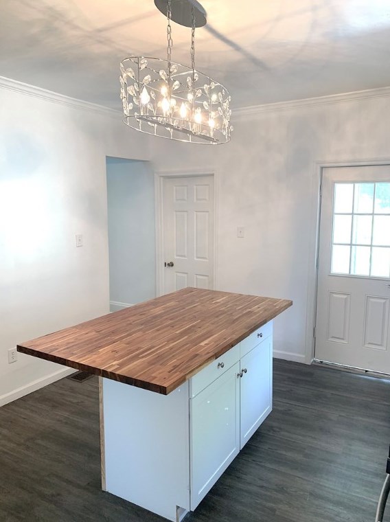 1321 4th Ave, Beaver Falls PA  15010-4247 exterior