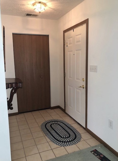 115 Newhaven Ln, Butler, PA 16001-7911