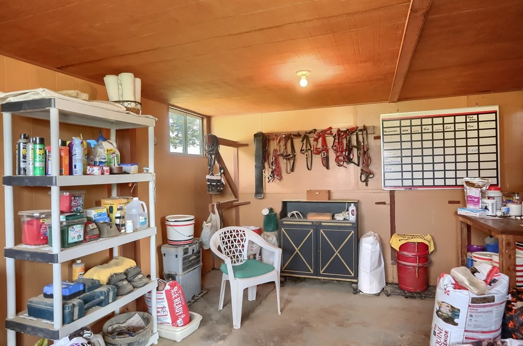 553 Old Hickory Rdg Rd, Washington PA 15301-8618 exterior