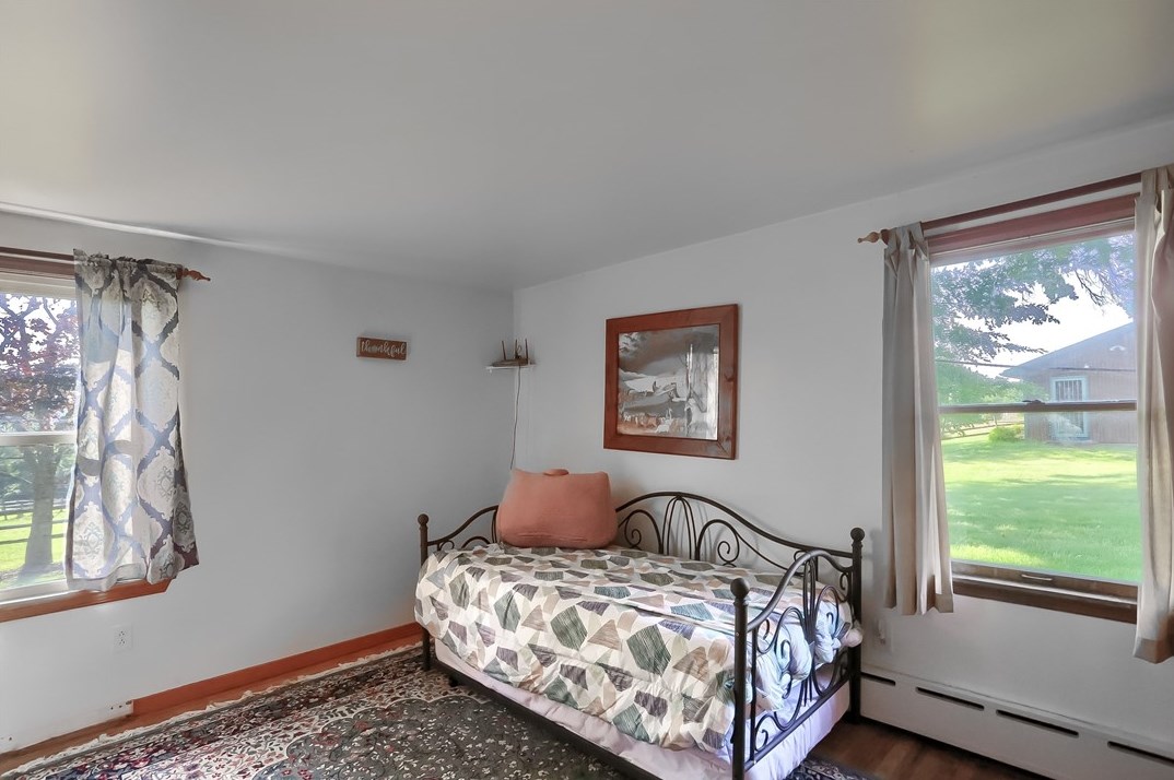 553 Old Hickory Rdg Rd, Washington PA 15301-8618 exterior