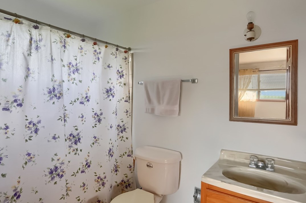 553 Old Hickory Rdg Rd, Washington PA 15301-8618 exterior