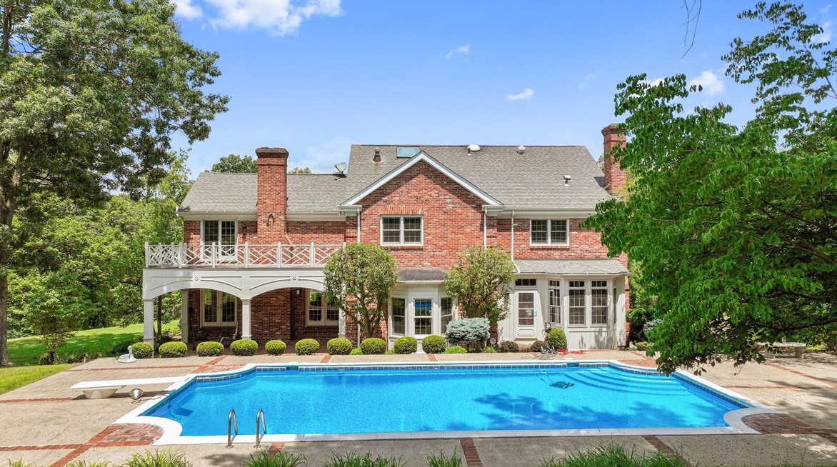 901 Blackburn Rd, Sewickley, PA 15143