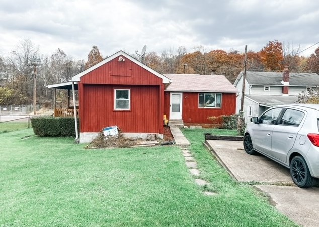 42 Penn Manor Rd, Manor, PA 15665
