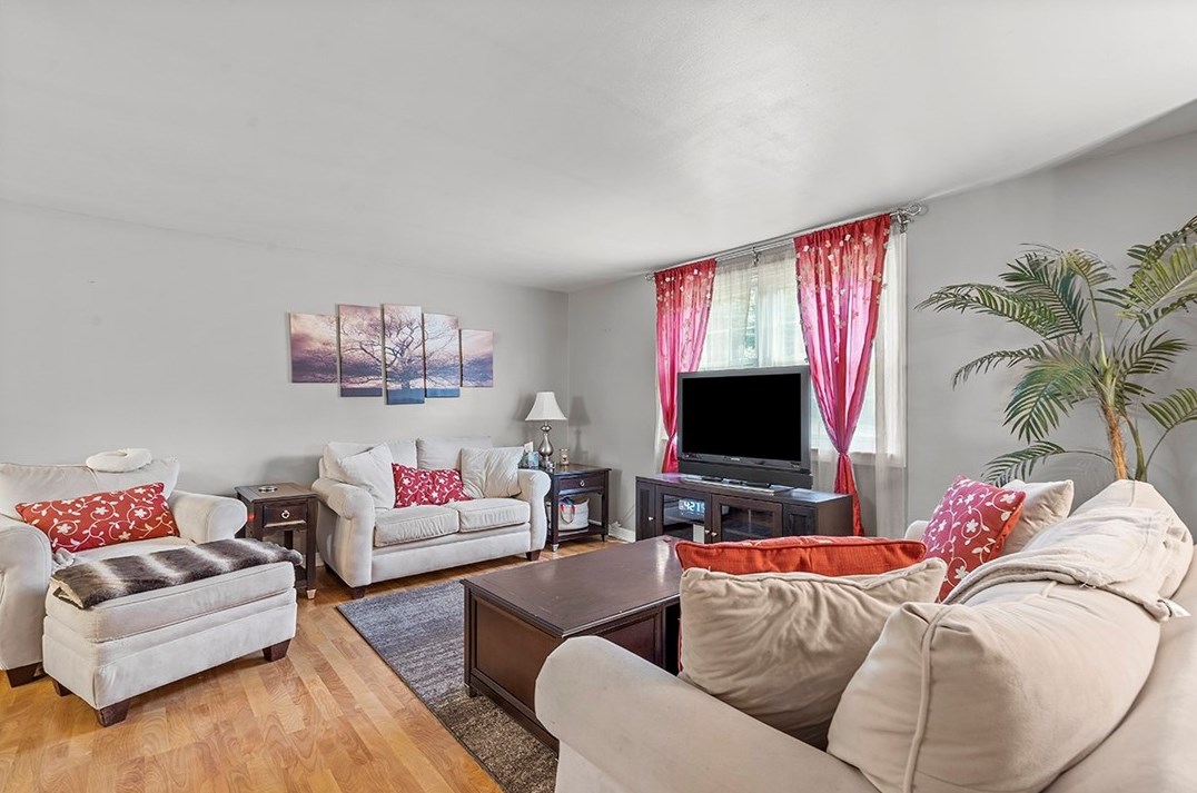 501 Cottage Ln, Monroeville, PA 15146-1013