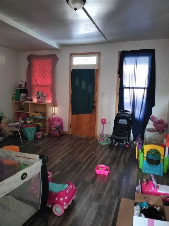 16 Cuyler, Jeannette, PA 15644