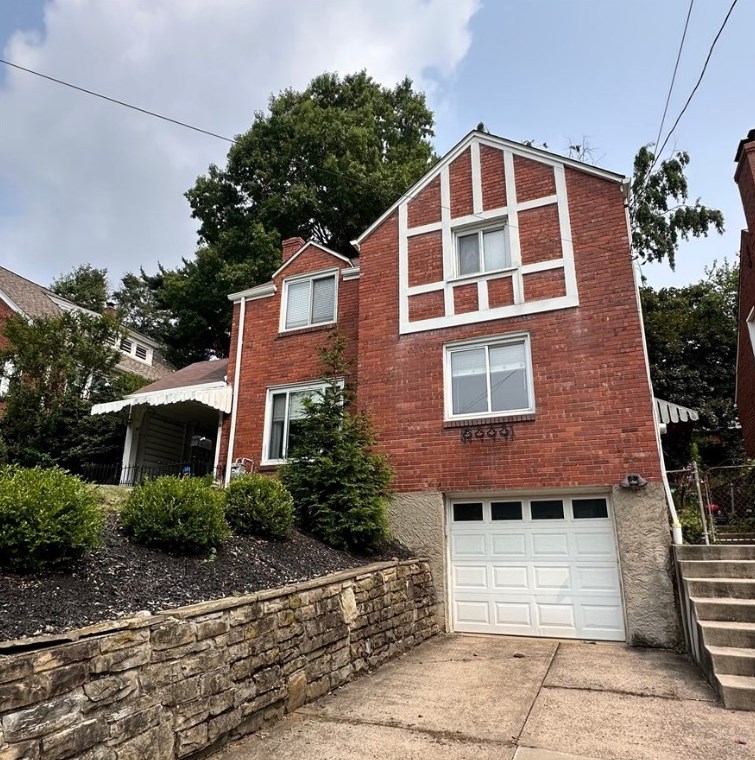 15 Jonquil Pl, Pittsburgh, PA 15228