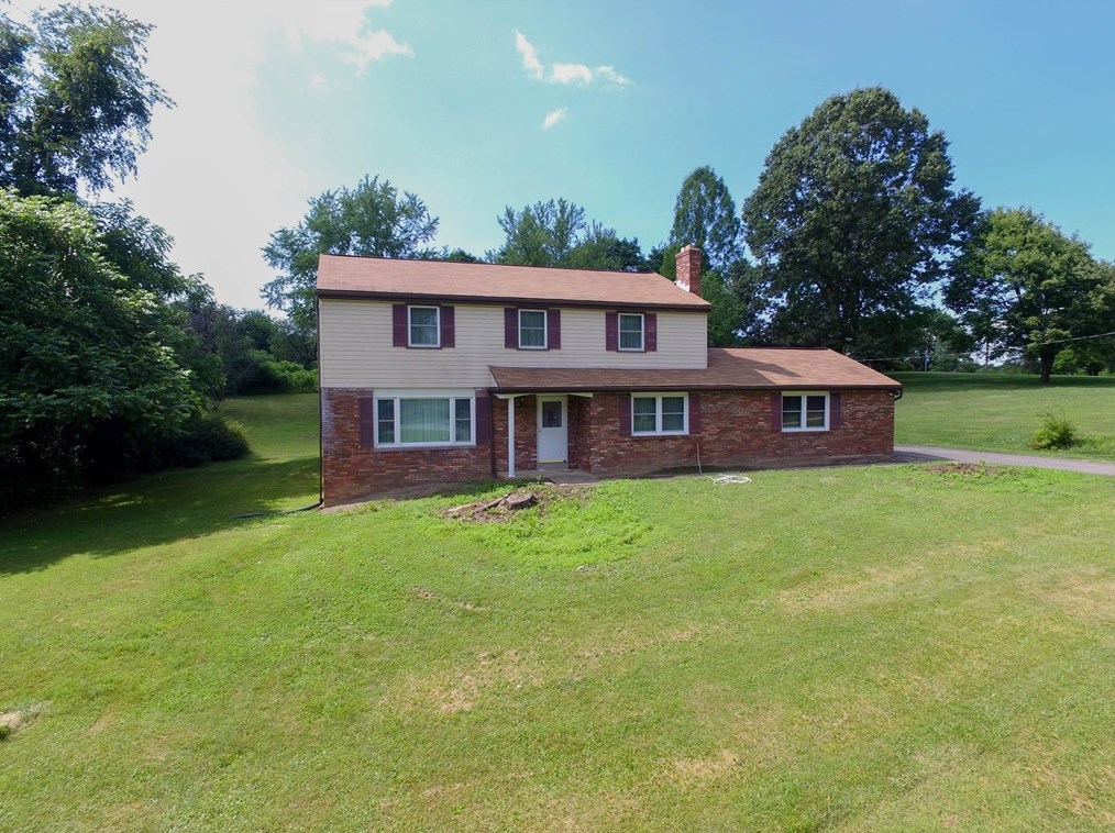 500 Hanover Kendall Rd, Hookstown, PA 15050
