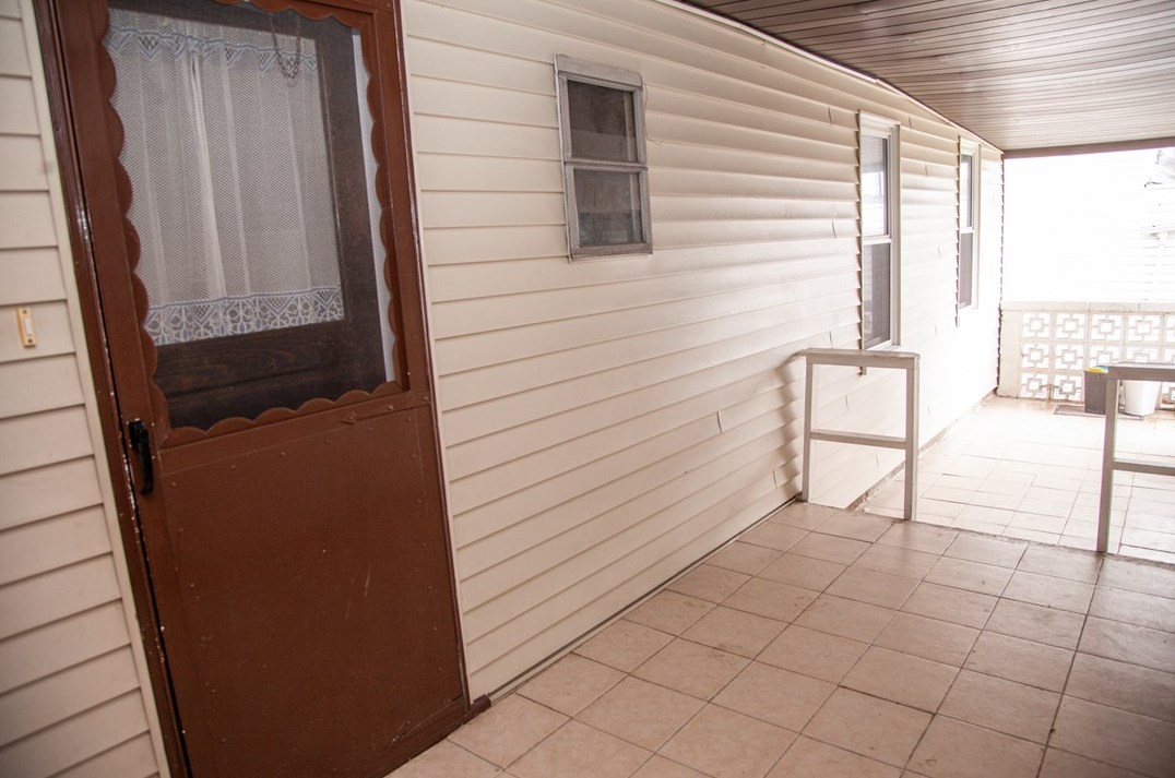 590 Broad St, Washington PA 15301-7015 exterior