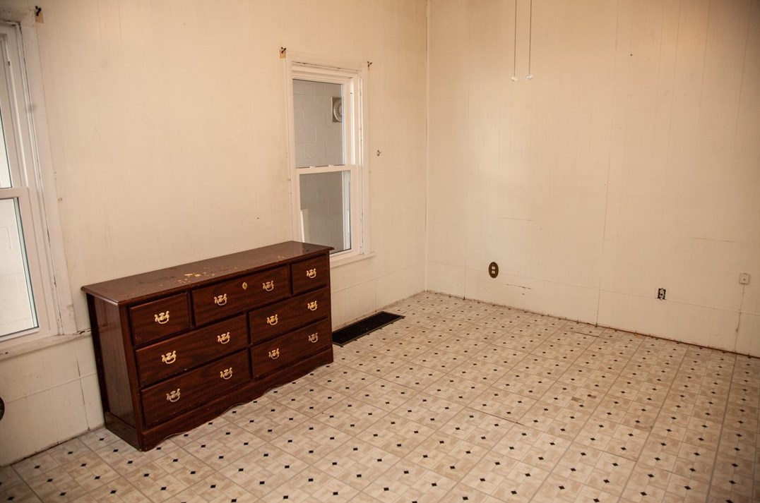 590 Broad St, Washington PA 15301-7015 exterior