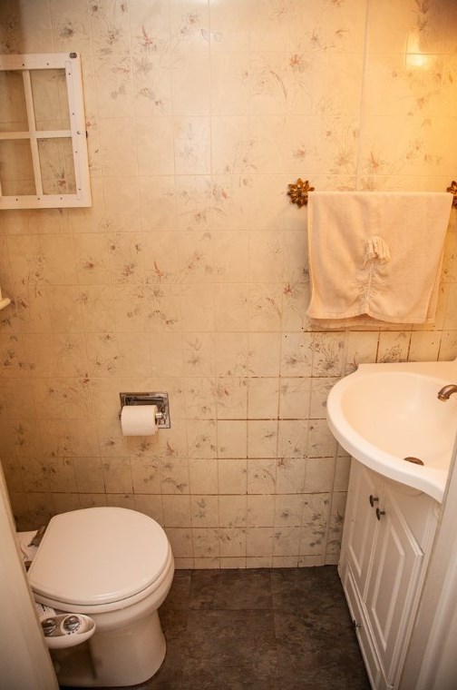 590 Broad St, Washington PA 15301-7015 exterior