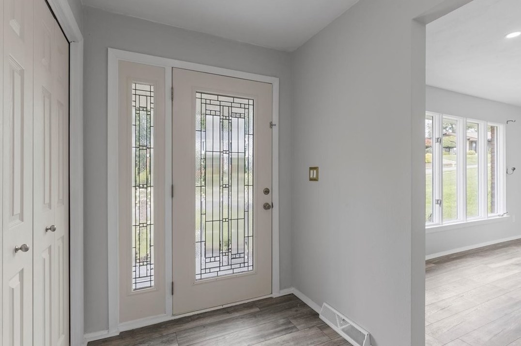 120 Monticello Dr, Monroeville PA  15146-4837 exterior