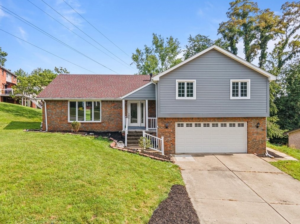 120 Monticello Dr, Monroeville, PA 15146