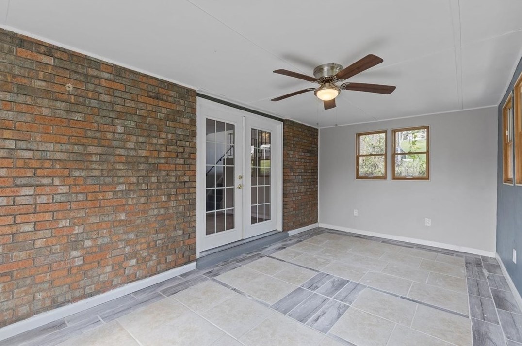 120 Monticello Dr, Monroeville PA  15146-4837 exterior