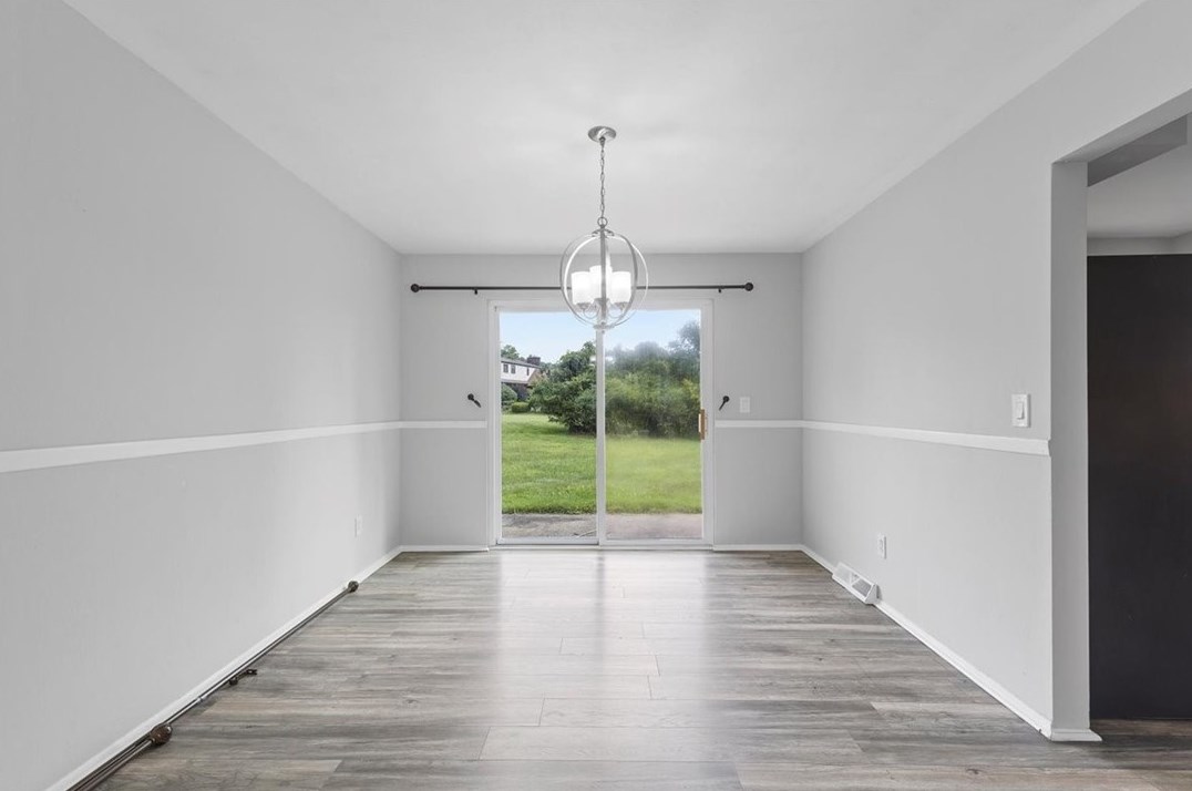 120 Monticello Dr, Monroeville PA  15146-4837 exterior