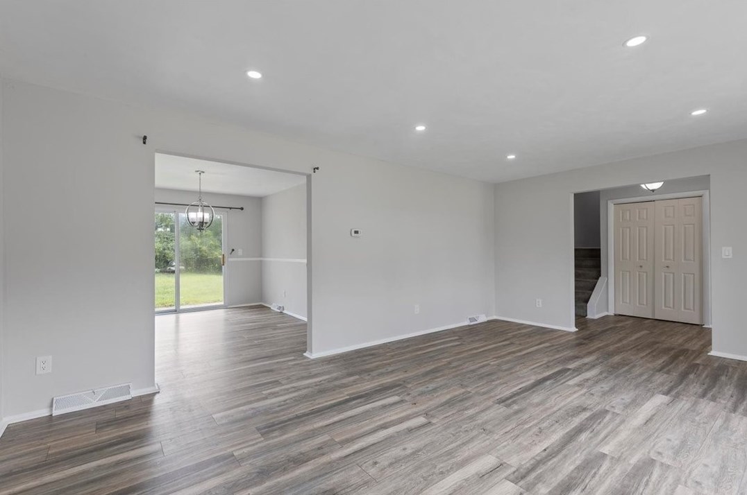 120 Monticello Dr, Monroeville PA  15146-4837 exterior