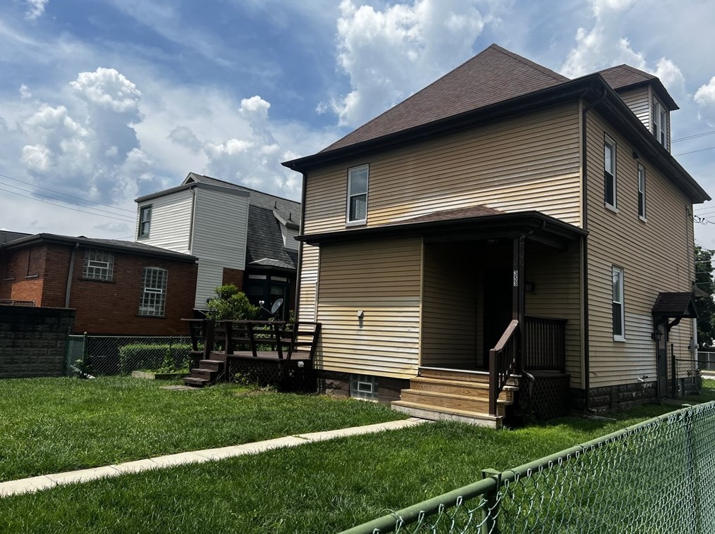 353 State Ave, Beaver, PA 15009-1634