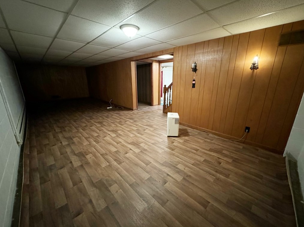 222 Liberty Rd, Grove City PA 16127-3711 exterior