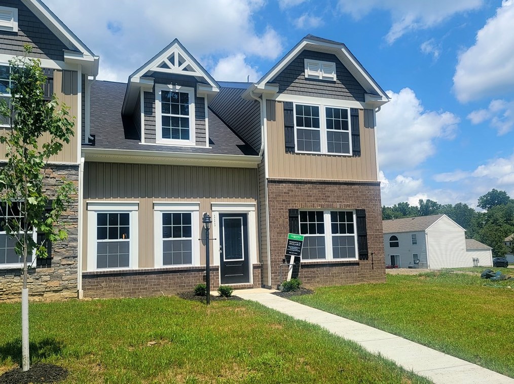 111 Blue Bird Ln, Sarver, PA 16055-1828