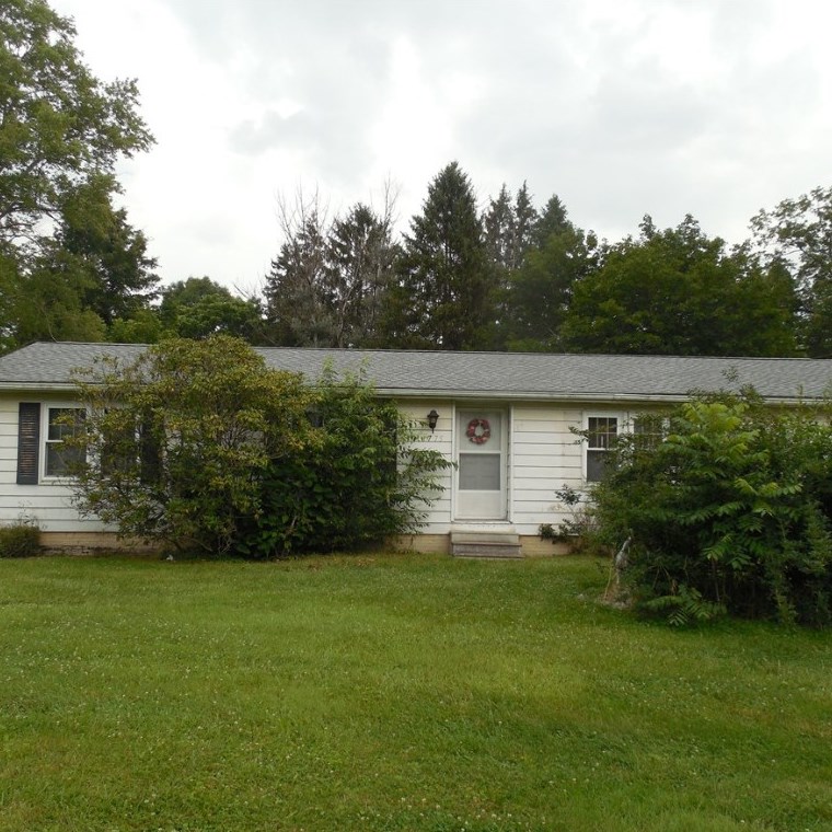 1775 Harbor Edinburg Rd, Edinburg, PA 16116